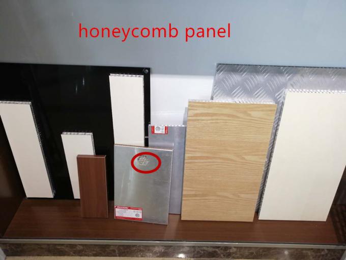 Dekorasi bangunan 20mm Ti Seng Aluminium Honeycomb Panel